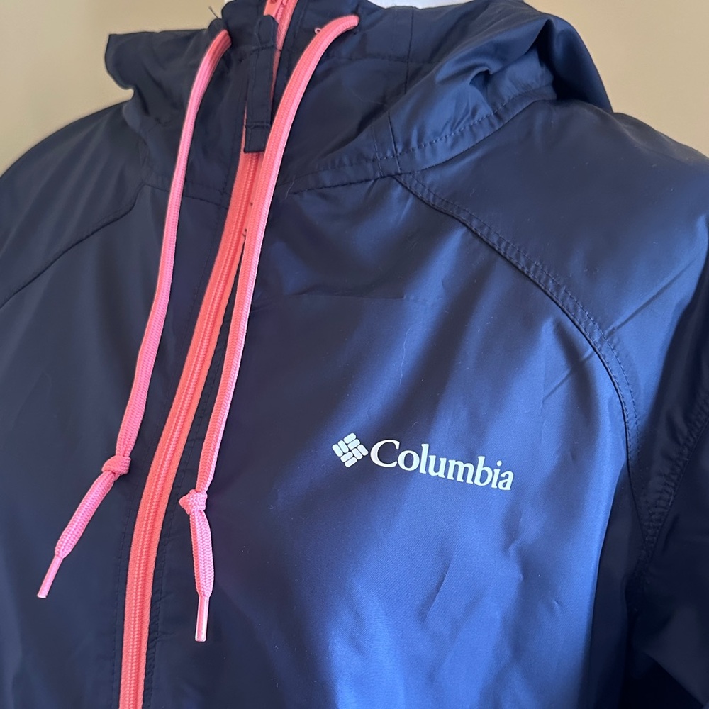 Columbia Dark Blue Jacket with Coral Highlights